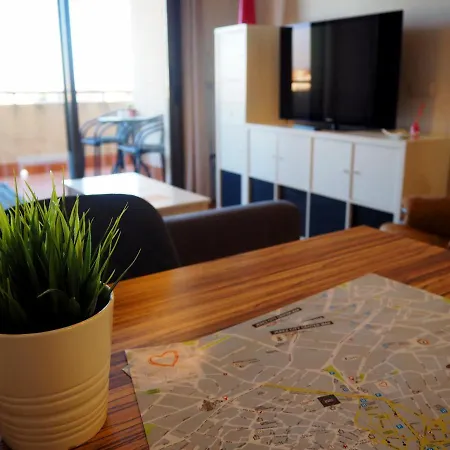 Loft Con Encanto Cerca Del Centro + Parking Apartment *